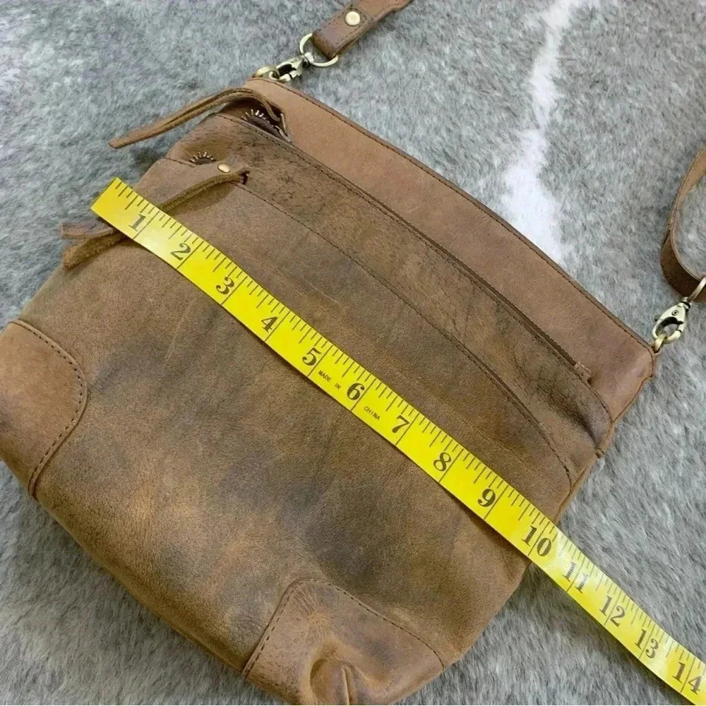 Komal’s Passion Leather Crossbody Bag - Picture 16 of 16